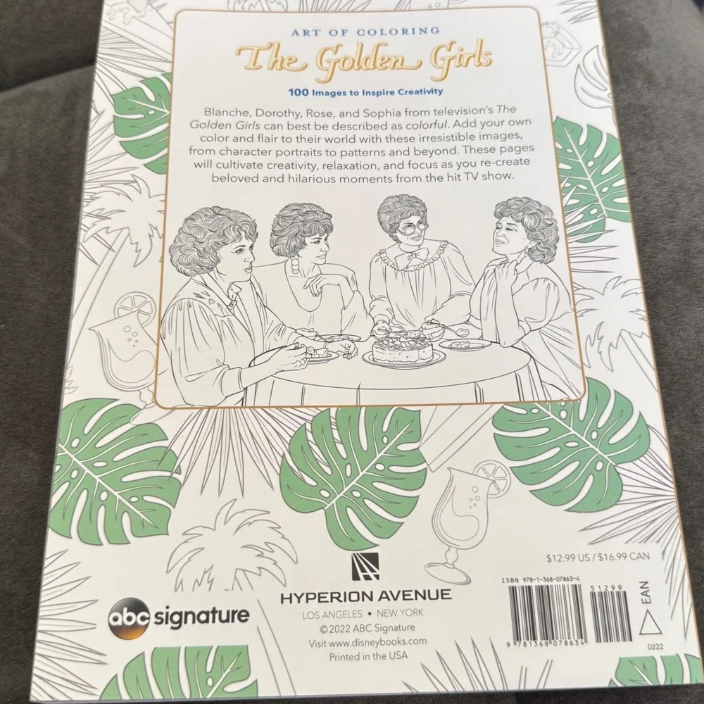 Art of Coloring The Golden Girls Revised Edition 100 Images 9781368078634‎ 2022
